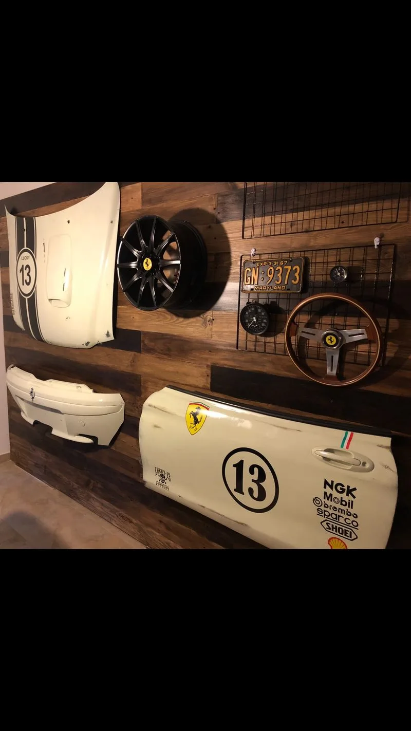 Decoramos Garajes locales bares mundo del motor