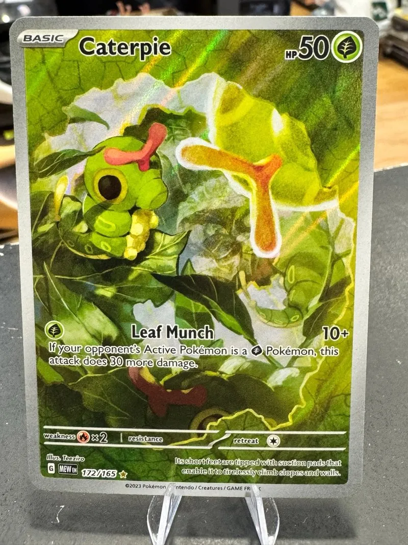Carta Pokémon Caterpie 172/165 (Inglés)