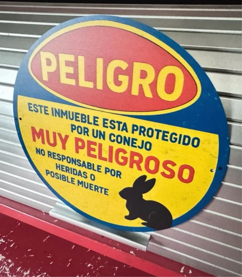 Cartel Peligro Conejo Muy Peligroso Metal