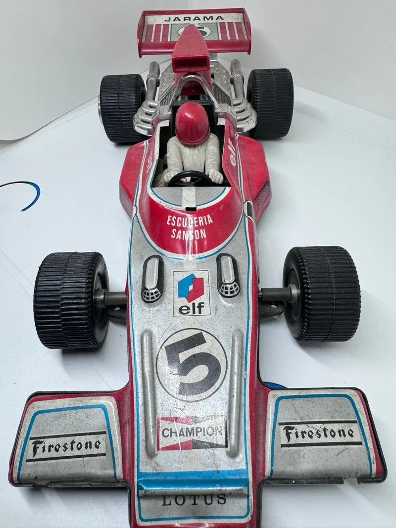 Coche f1 de hojalata Rico años 70/80