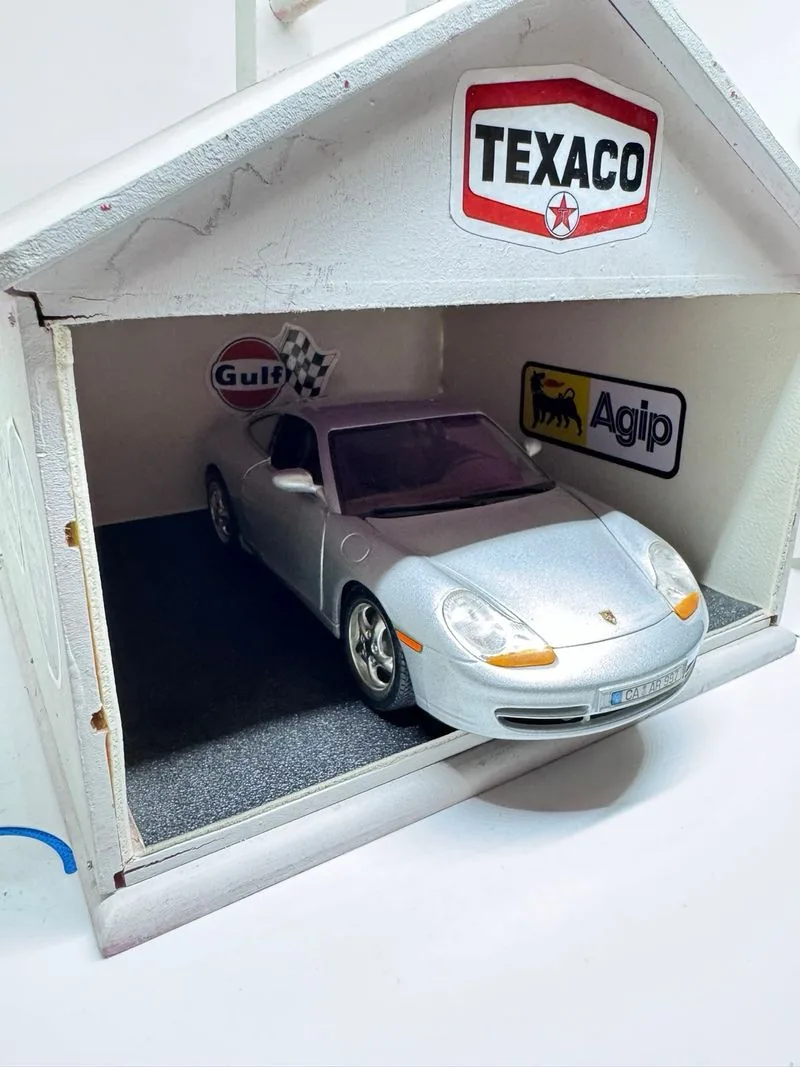 Garaje escala coches vintage hecho a mano