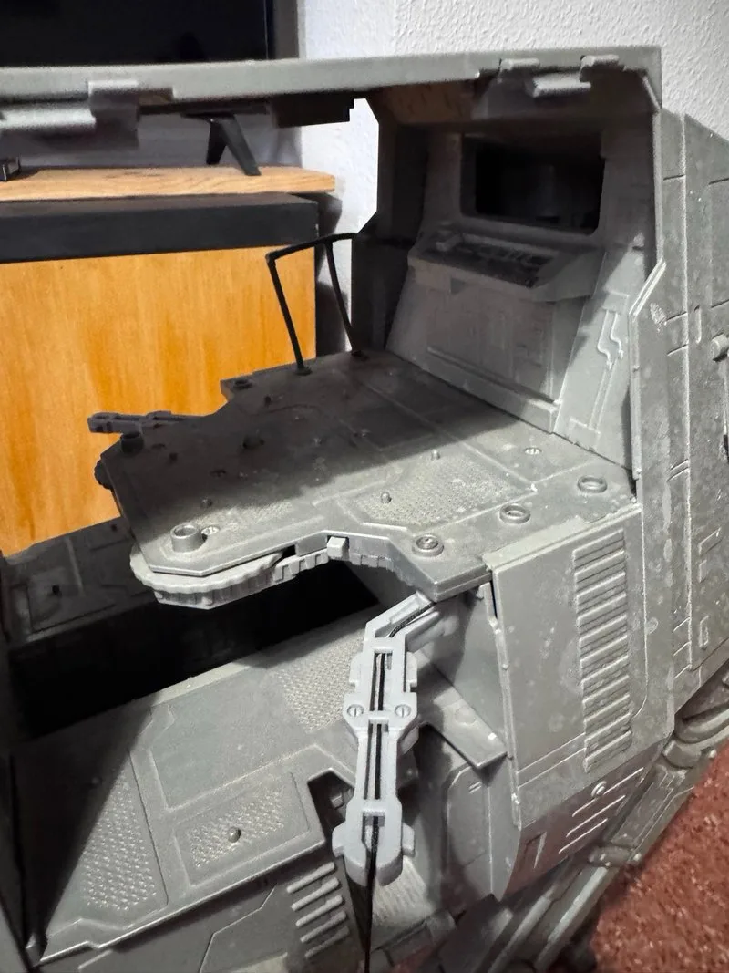 AT-AT Legacy 2010 Hasbro Funcionando