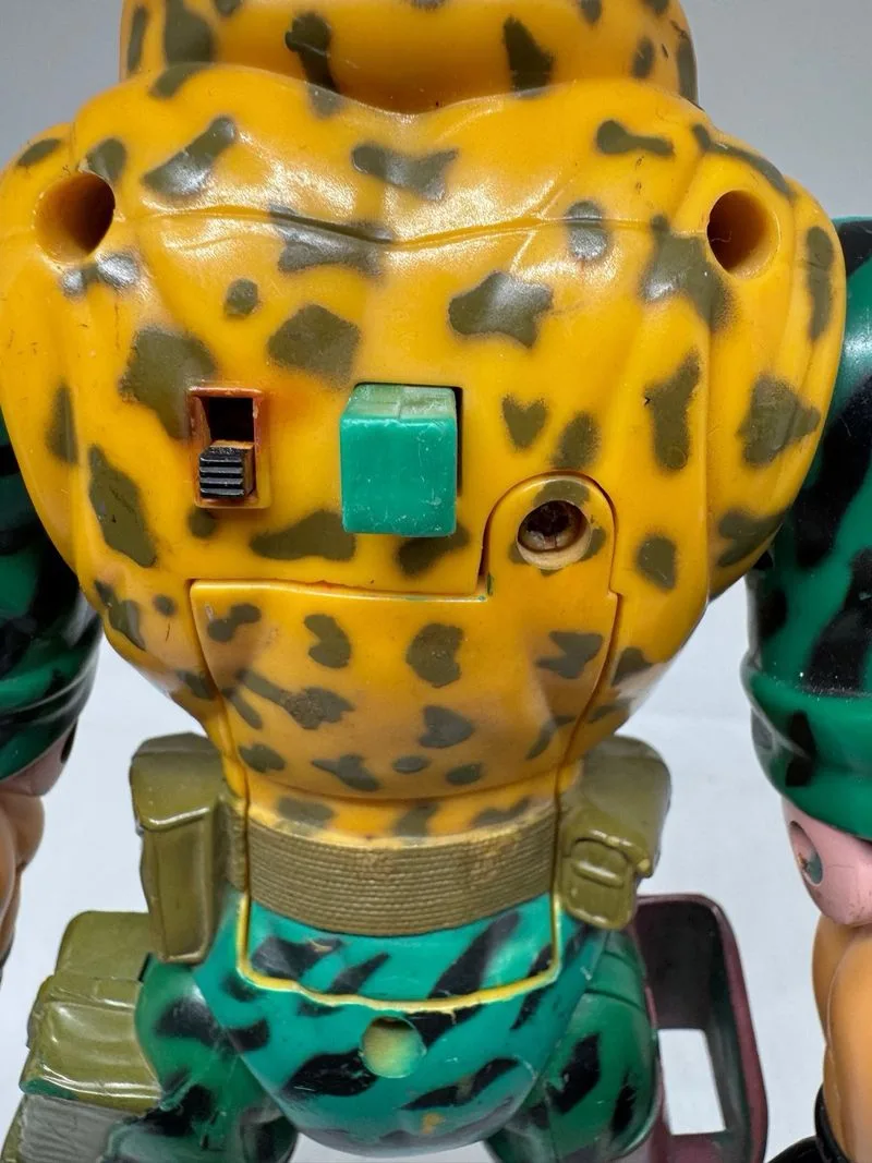 Chip Hazard Pequeños Guerreros Small Soldiers