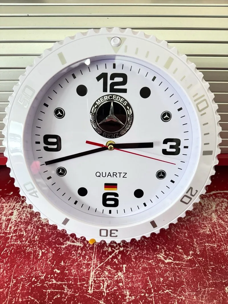 Reloj de pared tematizado Mercedes
