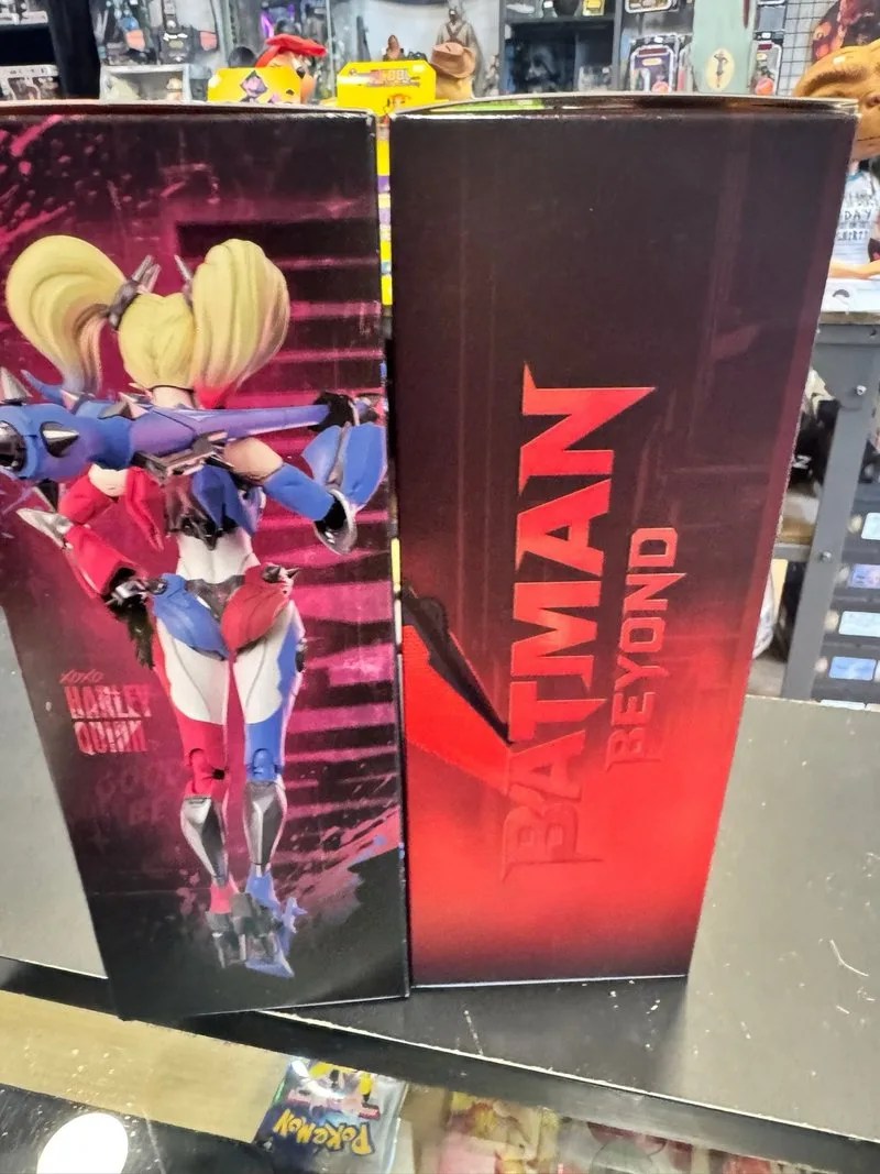 Blokees Harley Quinn y Batman Beyond DC