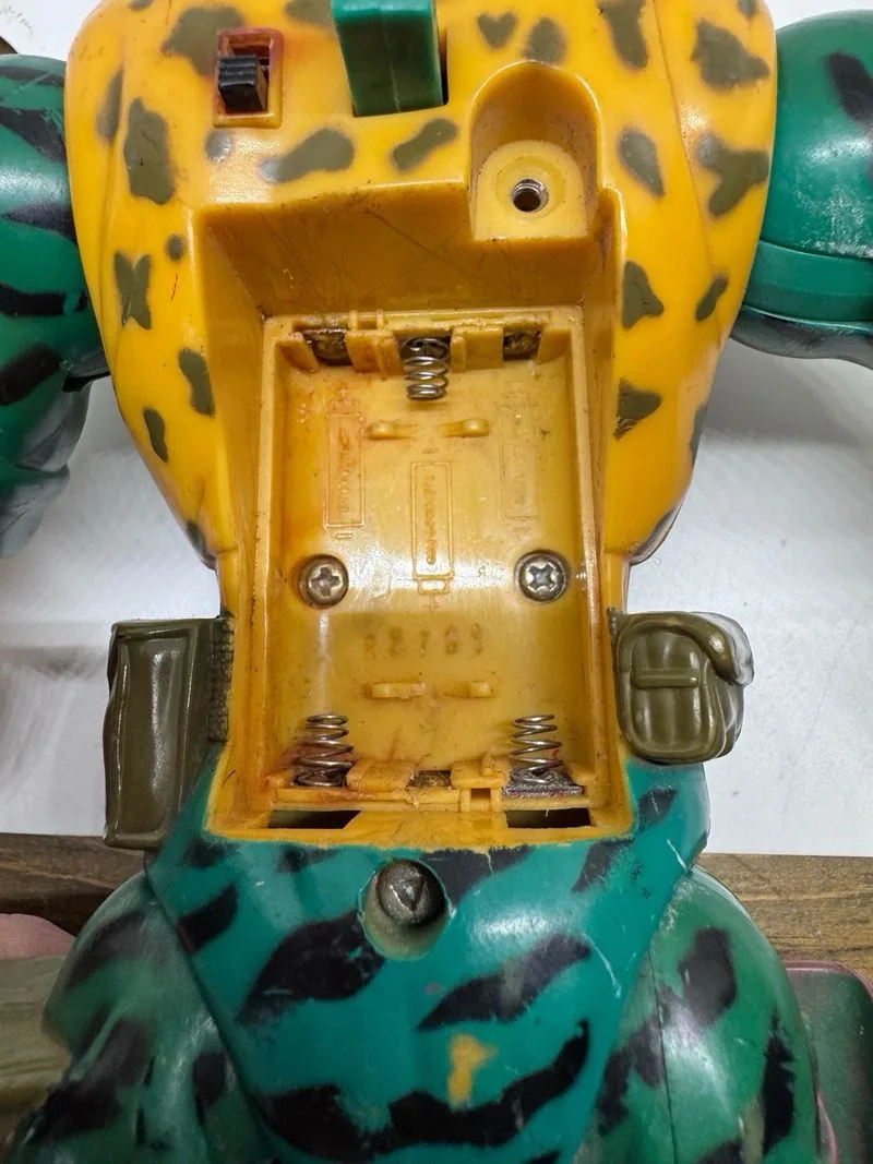 Chip Hazard Pequeños Guerreros Small Soldiers