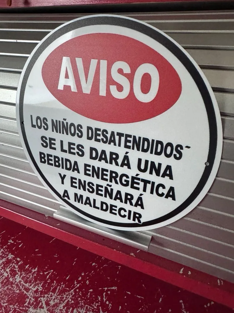 Cartel Metal Humor Aviso Niños