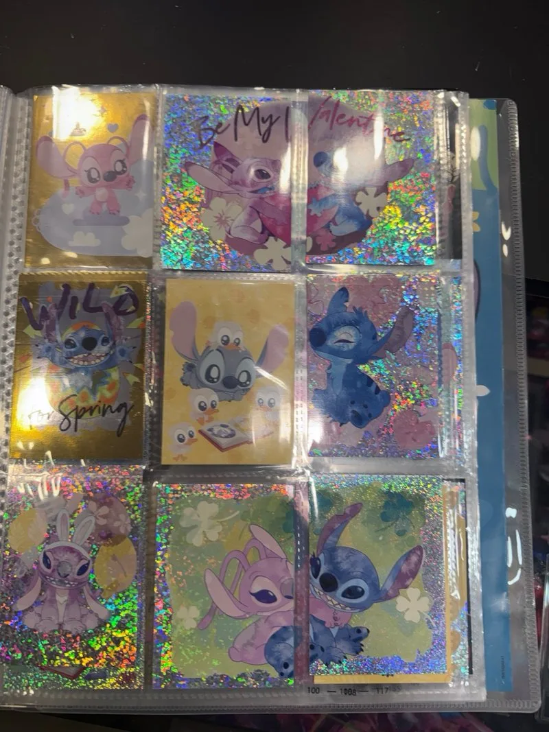 Álbum de cromos Disney Stitch Checklist