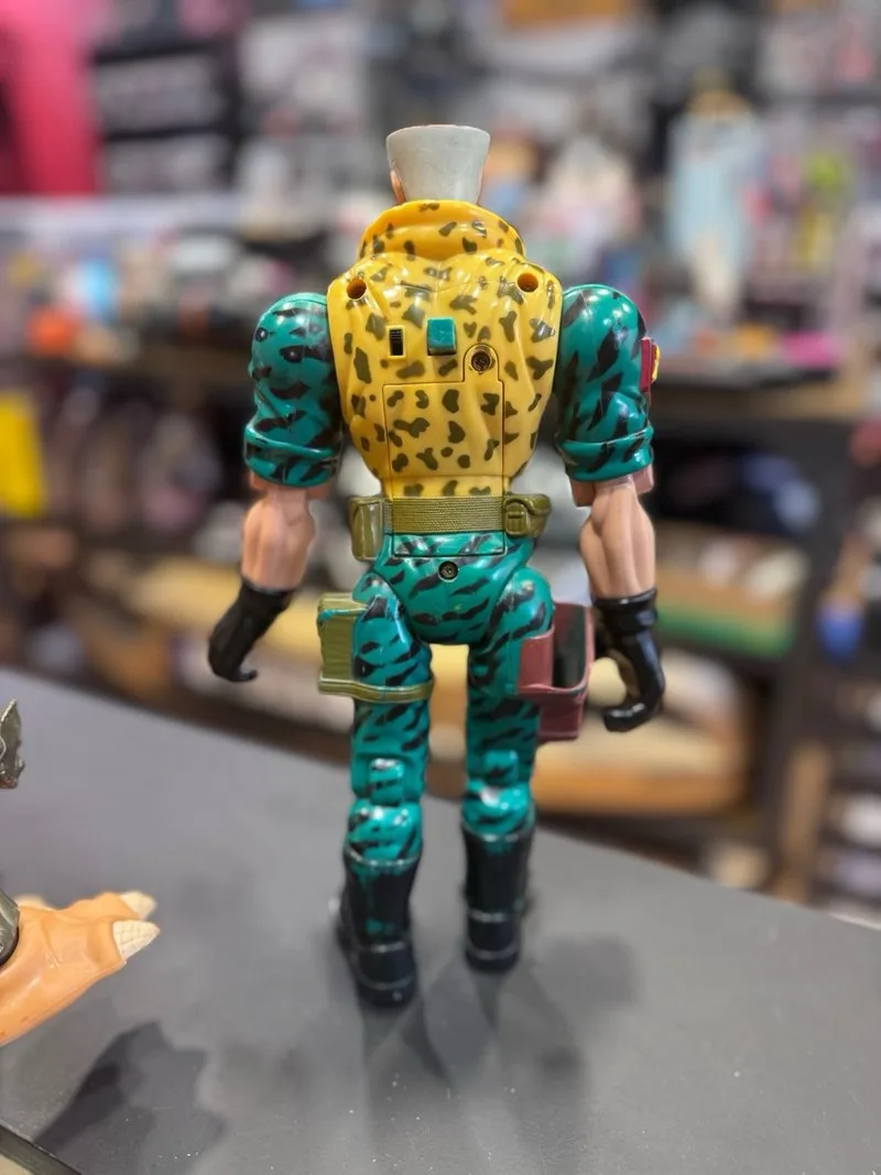 Chip Hazard y Archer Pequeños Guerreros