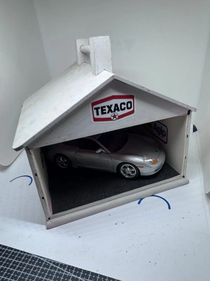 Garaje escala coches vintage hecho a mano