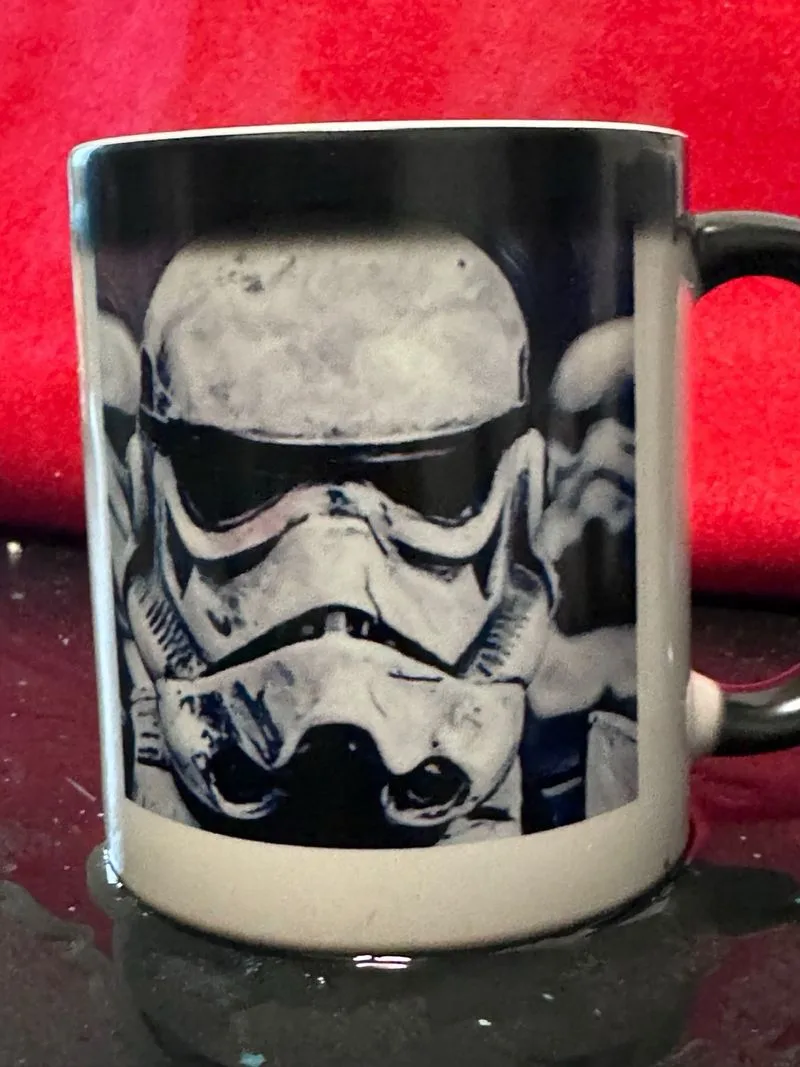Taza magica Star Wars imagen visible con calor