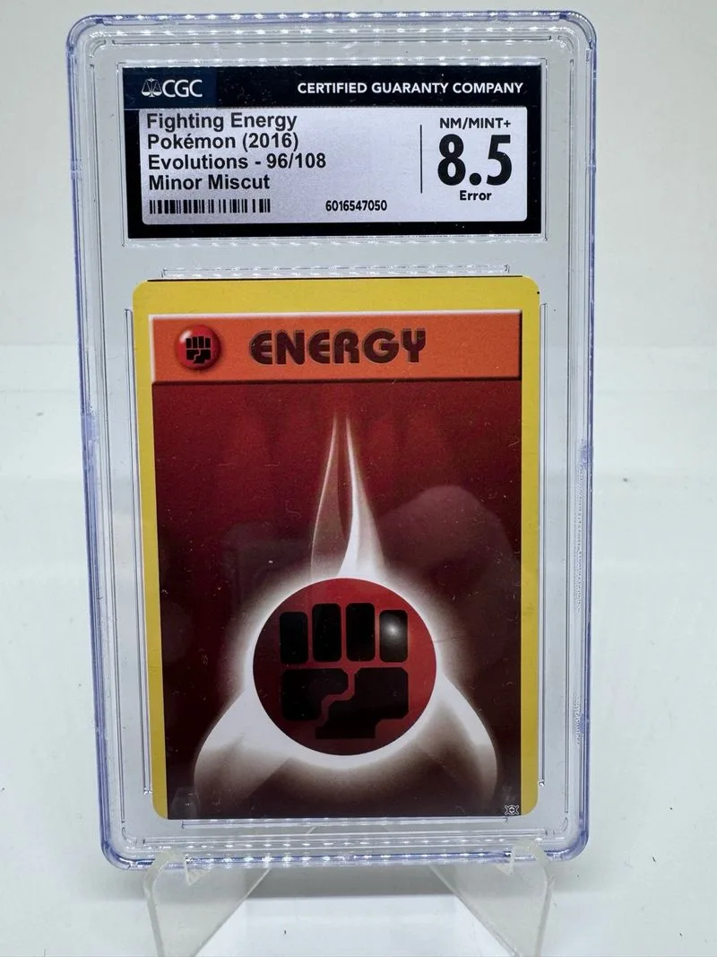 Pokemon Energía 2016 Error Miscut CGC 8.5