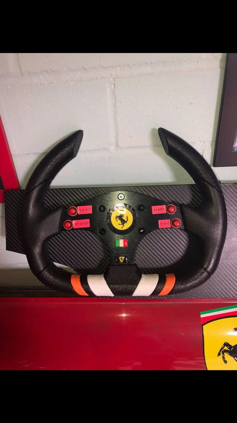 Panel de mandos Ferrari Racing recreacion