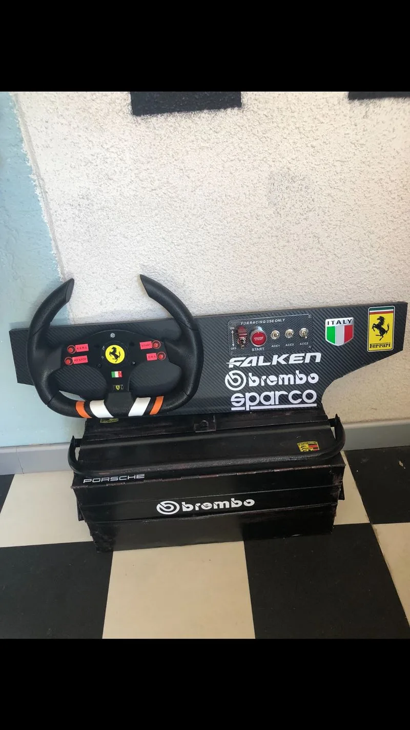 Panel de mandos Ferrari Racing recreacion