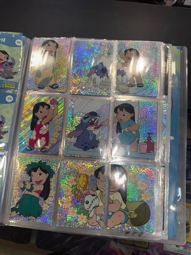Álbum de cromos Disney Stitch Checklist