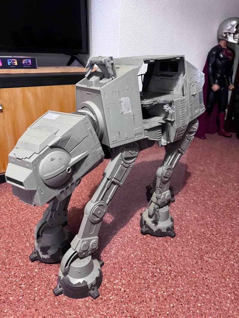 AT-AT Legacy 2010 Hasbro Funcionando