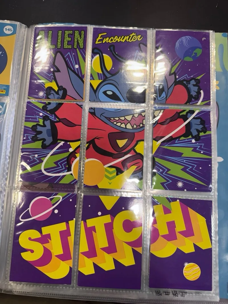 Álbum de cromos Disney Stitch Checklist