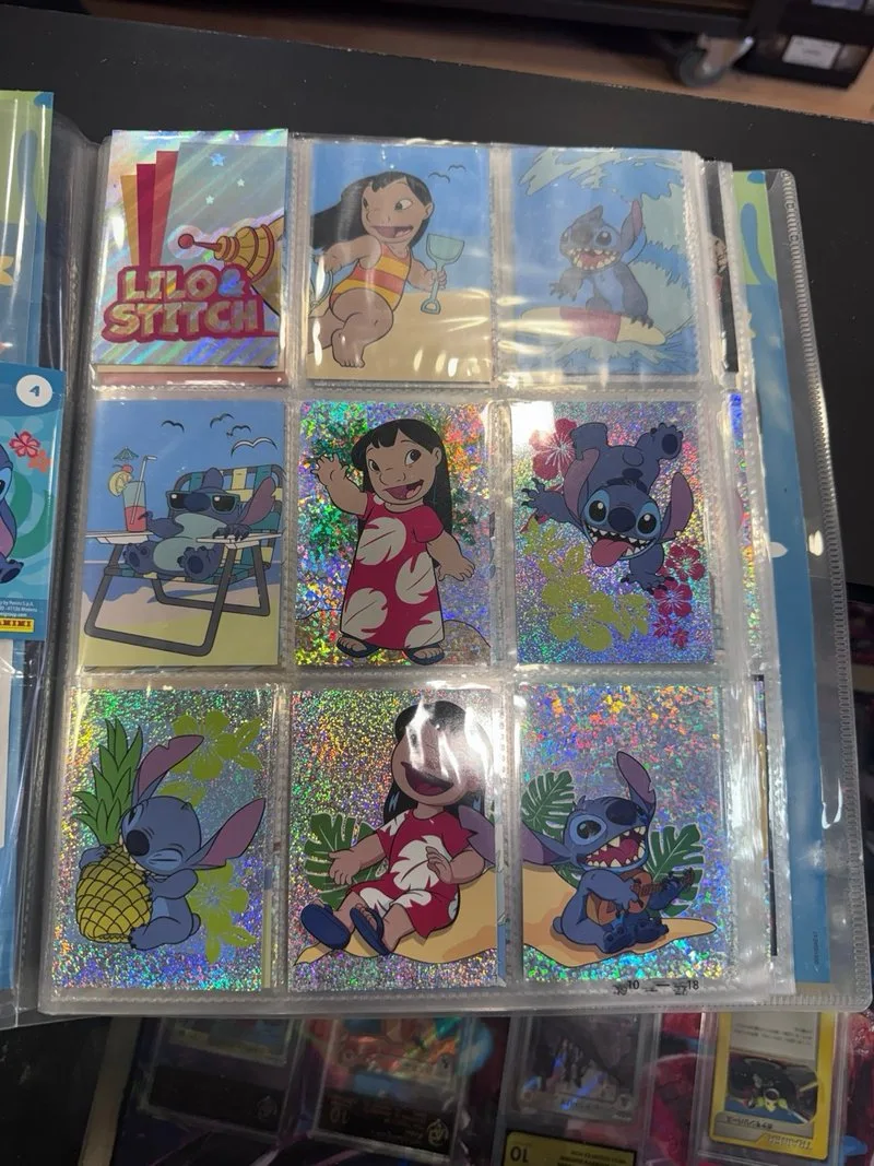Álbum de cromos Disney Stitch Checklist