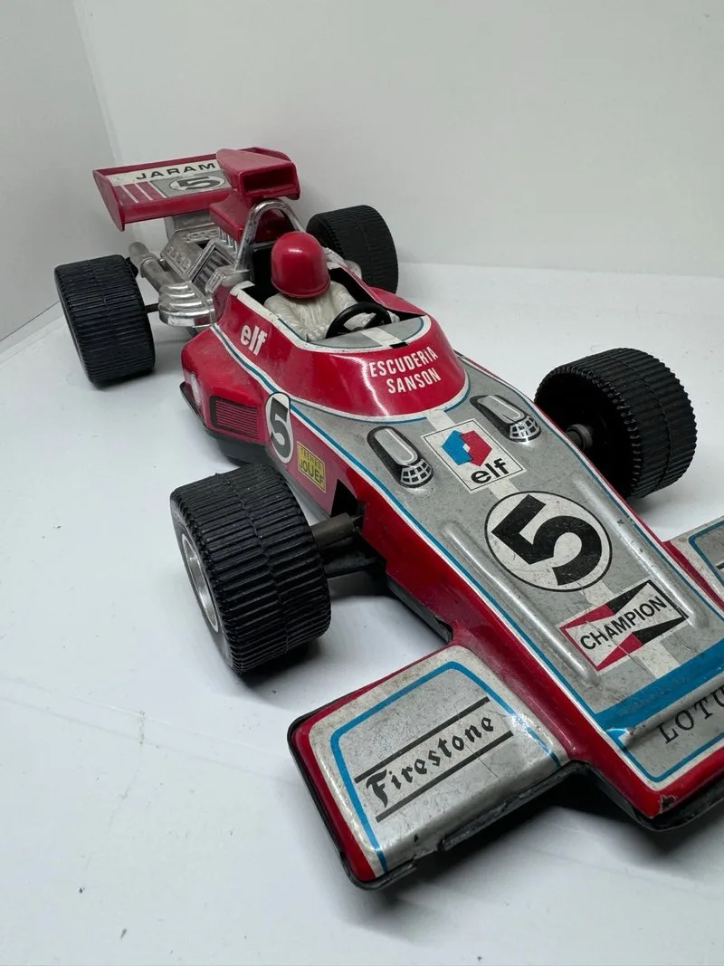 Coche f1 de hojalata Rico años 70/80