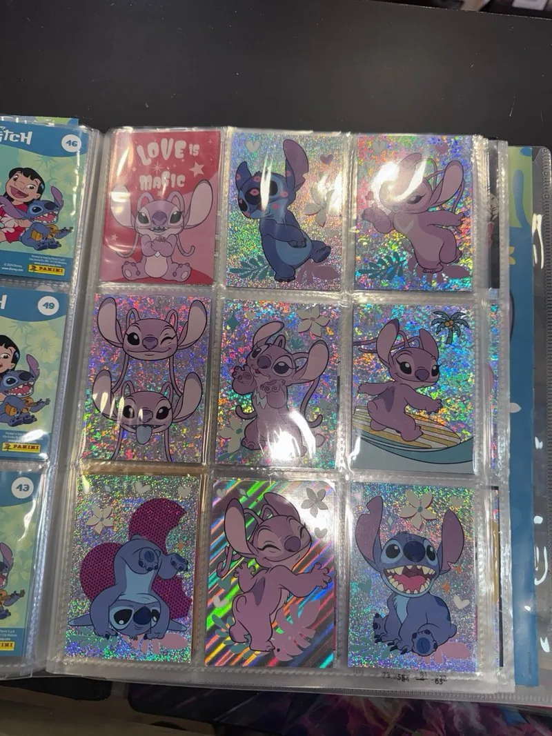 Álbum de cromos Disney Stitch Checklist