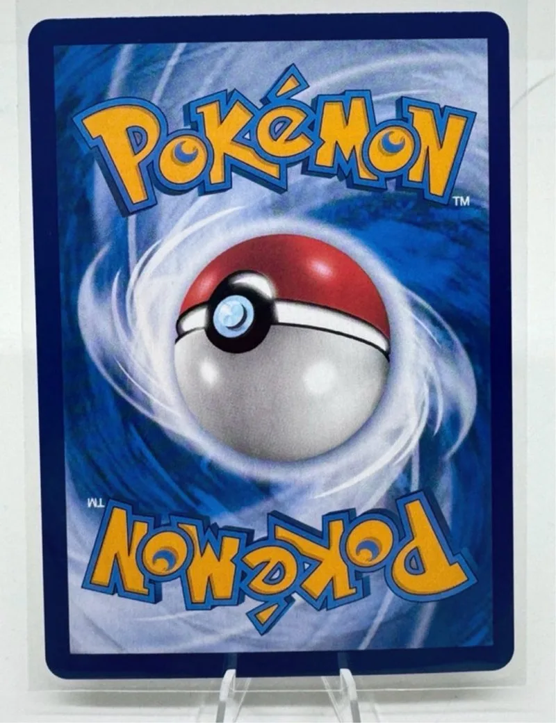Pikachu V 25 Aniversario 020/028 RR China