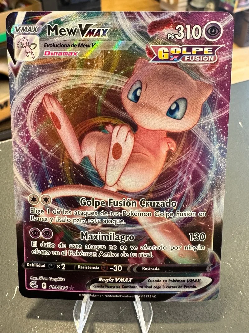 Mew VMAX 114/264 Pokémon Carta Esp