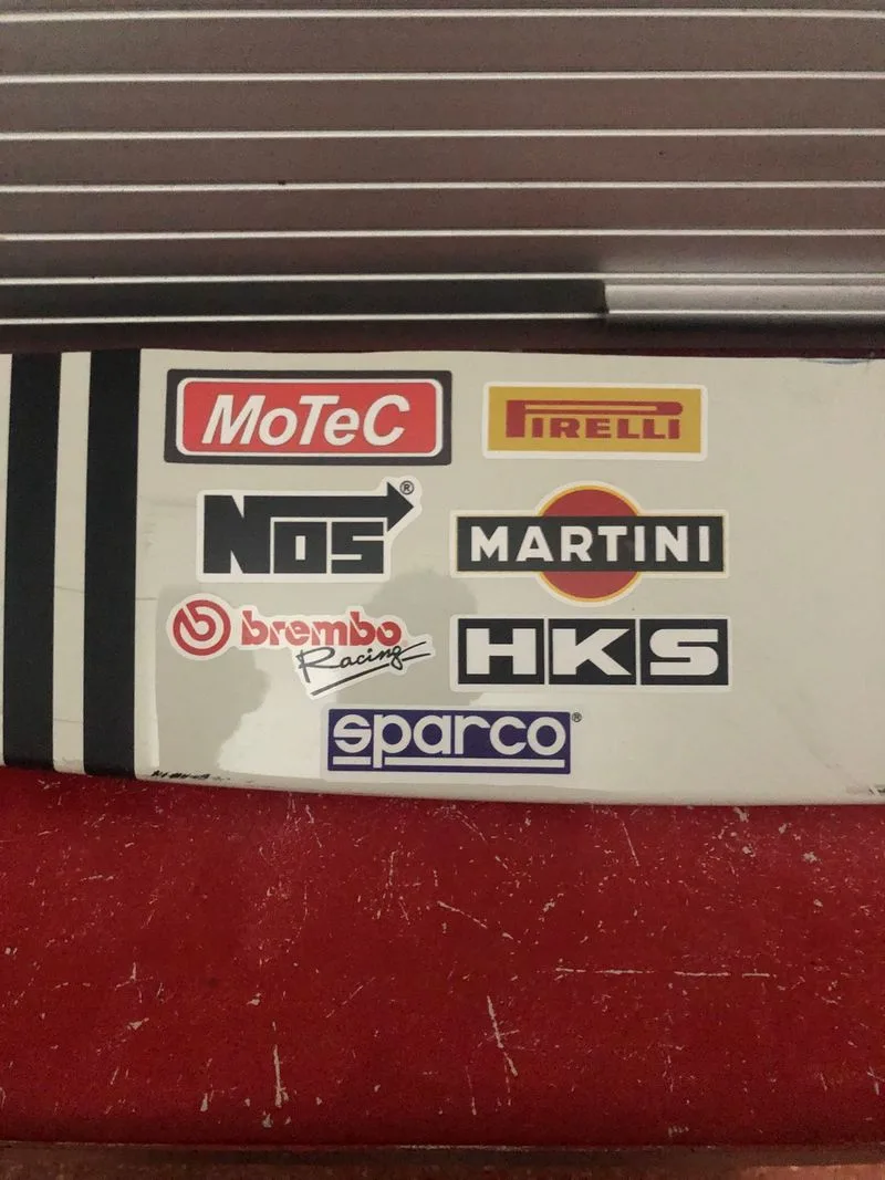 Aleron coche de carreras personalizado decoracion