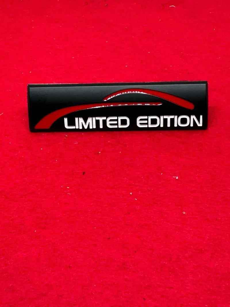 Insignia de metal Limited edition Edicion limitada