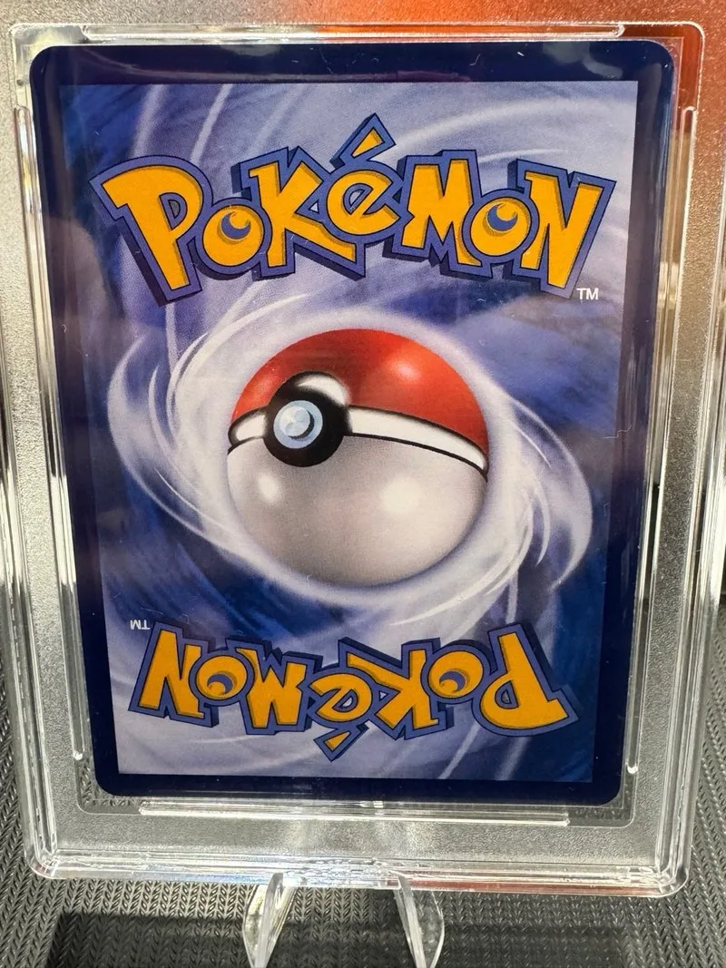 Carta Pokémon Mimikyu 151/150 CHR