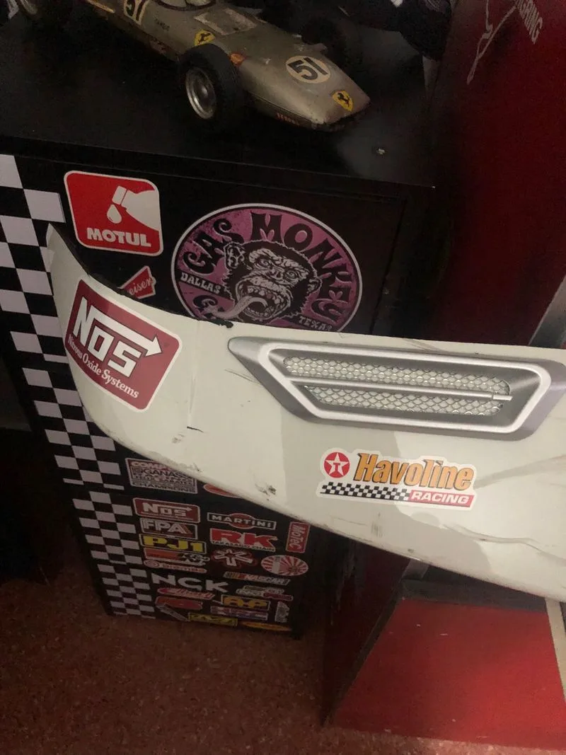 Aleron coche de carreras personalizado decoracion