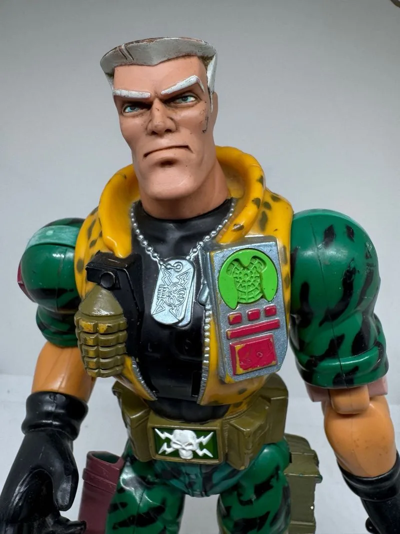 Chip Hazard Pequeños Guerreros Small Soldiers