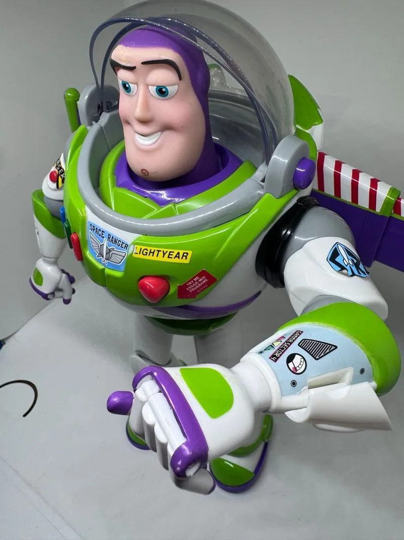 Buzz Lightyear Disney Pixar Alta Gama