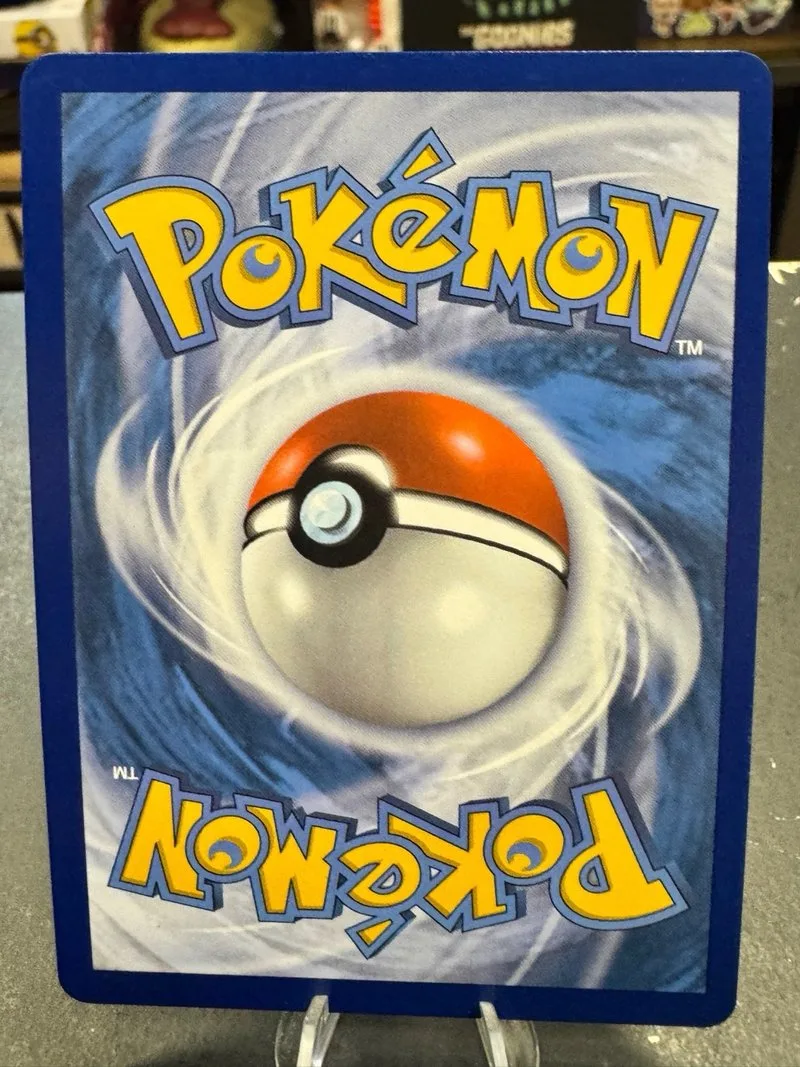 Carta Pokémon Pikachu V SWSH198