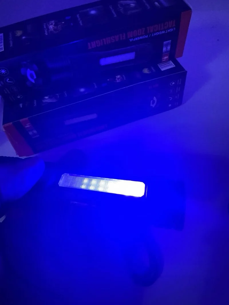 Linterna Táctica Zoom USB Potente