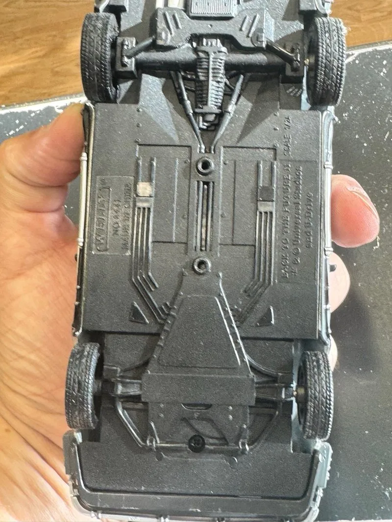 Coche Delorean Regreso al Futuro Welly 1:24