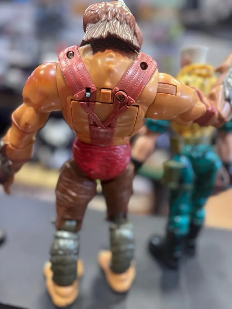 Chip Hazard y Archer Pequeños Guerreros