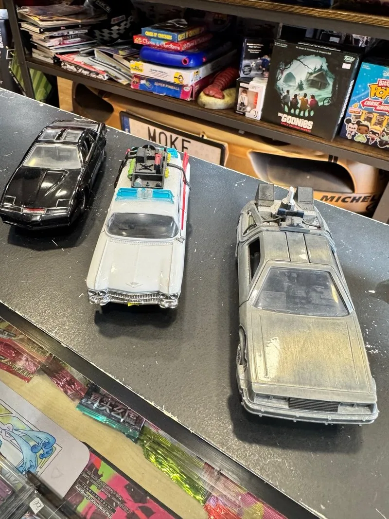 Lote 3 Escala 1:24 Delorean , ecto 1 y Kitt