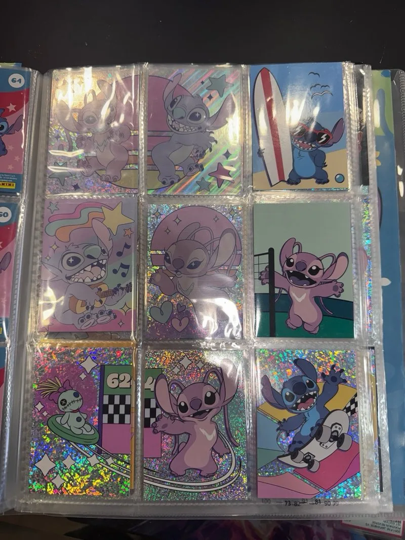 Álbum de cromos Disney Stitch Checklist