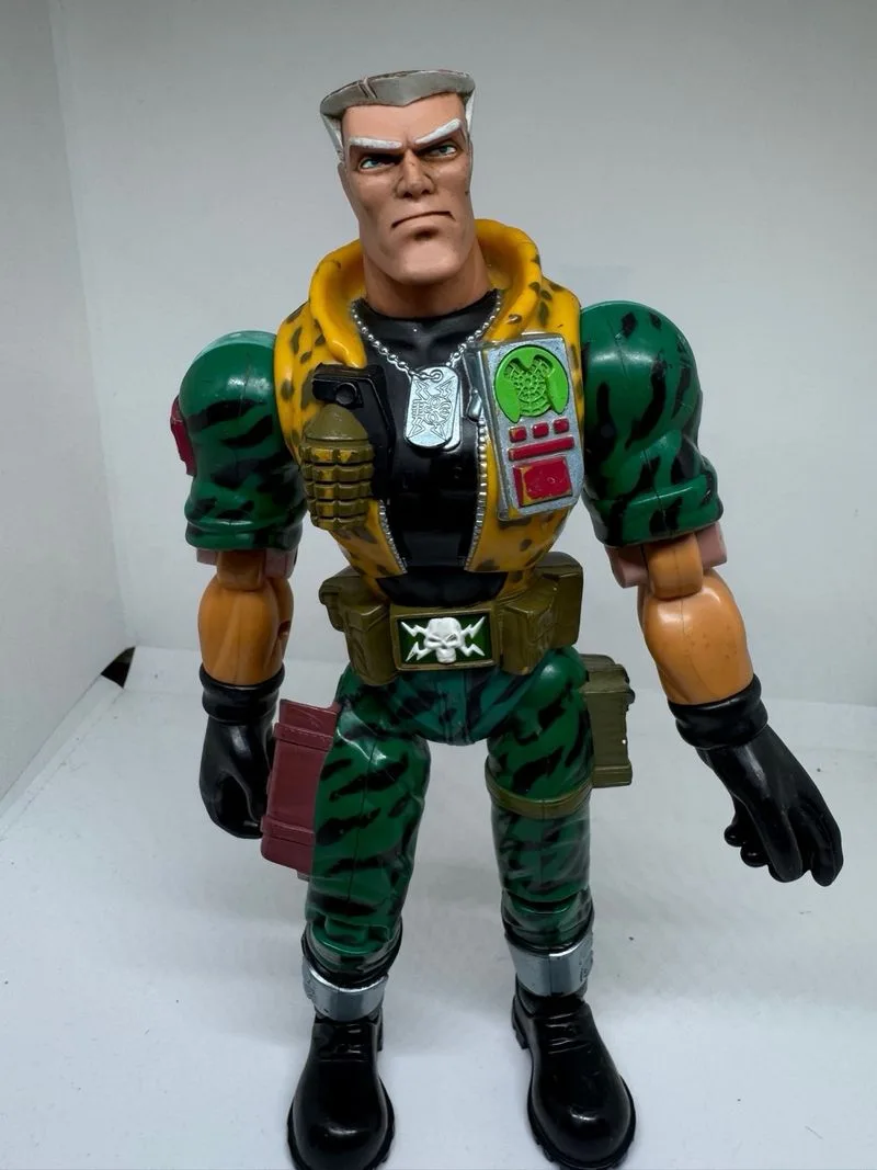 Chip Hazard Pequeños Guerreros Small Soldiers