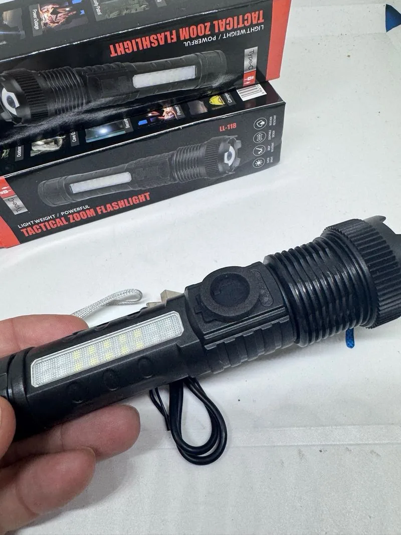 Linterna Táctica Zoom USB Potente