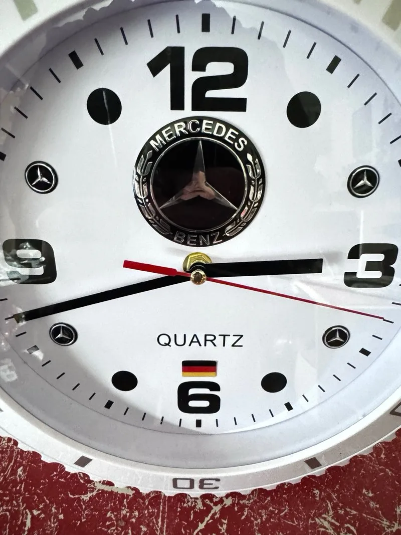 Reloj de pared tematizado Mercedes
