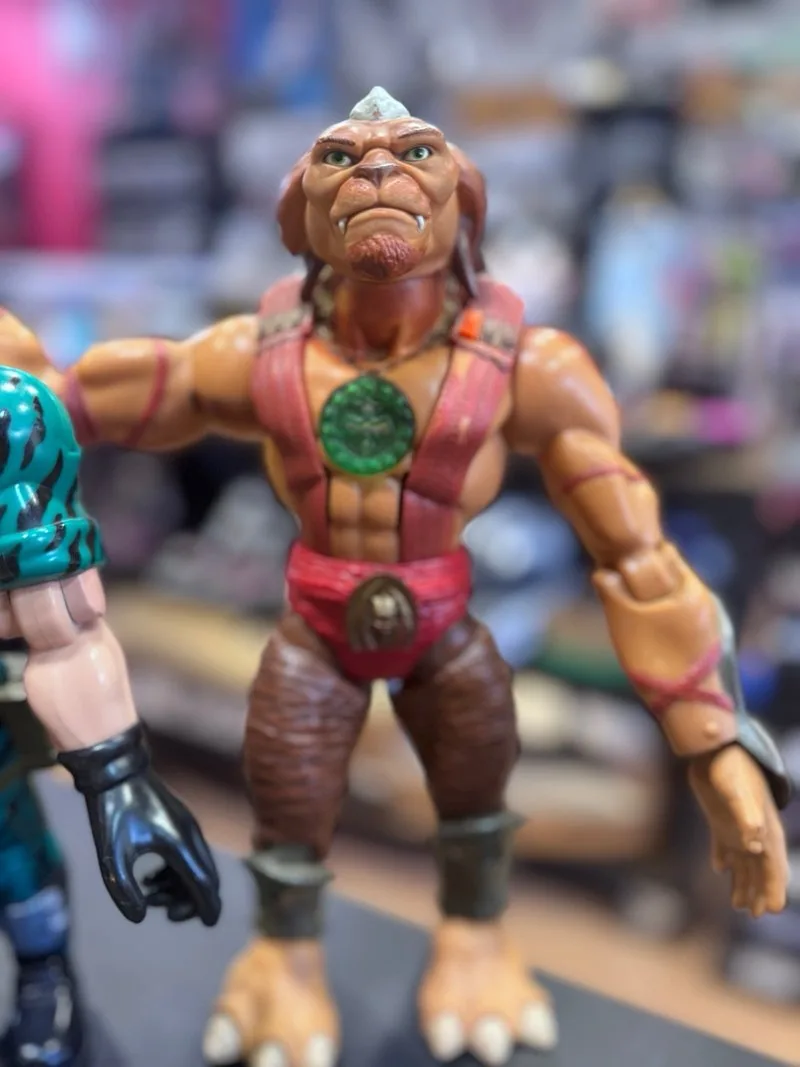 Chip Hazard y Archer Pequeños Guerreros